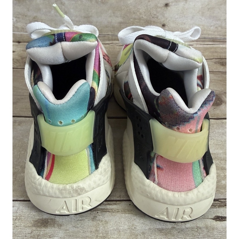 Nike Air Huarache SE Pixel Game Women's Size 7 Multi-Color DX3264-902 - Picture 2 of 9